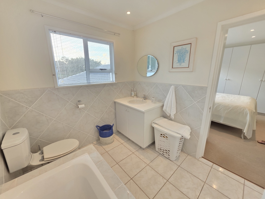 4 Bedroom Property for Sale in Bergsig Western Cape